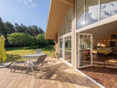 Ferienhaus Wildgans Terasse mit Zugang zum Wohnbereich