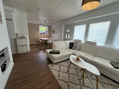 Ferienhaus für 4 Personen (60 m²) in Schweiburg 8/10