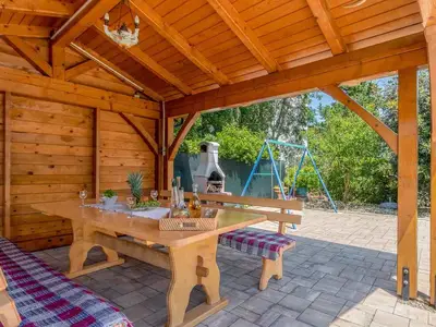 Ferienhaus für 8 Personen (170 m²) in Jadranovo 3/10
