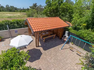 Ferienhaus für 8 Personen (170 m²) in Jadranovo 5/10