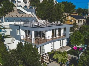 Ferienhaus für 8 Personen (230 m²) in Jadranovo