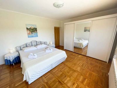 Ferienhaus für 8 Personen (215 m²) in Jadranovo 5/10