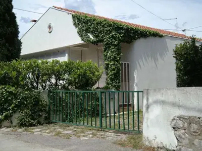 Ferienhaus für 8 Personen (80 m²) in Jadranovo 3/10