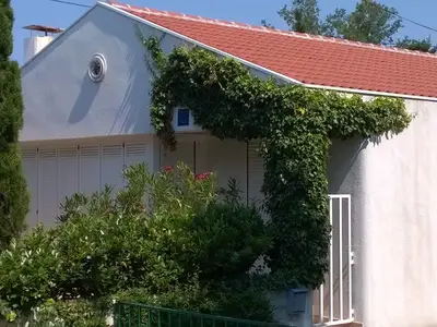 Ferienhaus für 8 Personen (80 m²) in Jadranovo 10/10