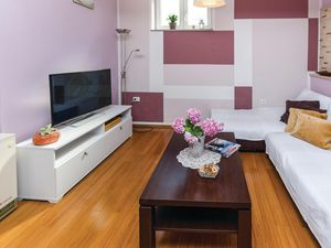 23708923-Ferienhaus-7-Jadranovo-300x225-2