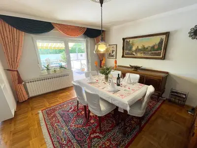 DiningRoom