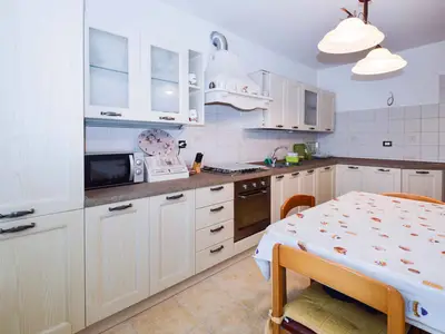 Ferienhaus für 6 Personen (74 m²) in Jadreski 4/10