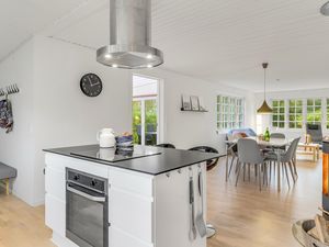 23758219-Ferienhaus-6-Jægerspris-300x225-4