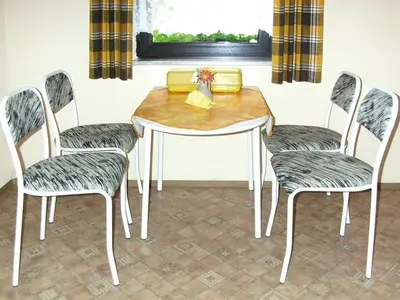 DiningRoom