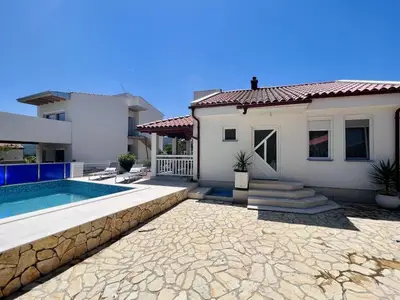 Ferienhaus für 8 Personen in Janjina 9/10