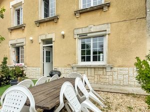 23824077-Ferienhaus-8-Jarnac-300x225-0