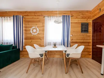 DiningRoom