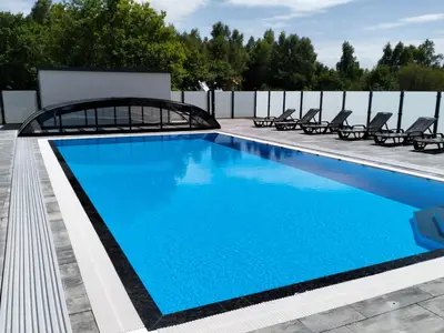 PoolOfHouse