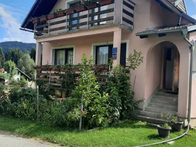 Ferienhaus für 8 Personen (70 m²) in Jasenak 1/10