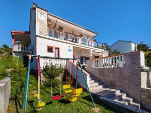 23323863-Ferienhaus-12-Jasenice-300x225-3