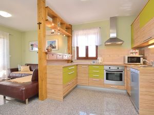 23731411-Ferienhaus-8-Jasenice-300x225-4