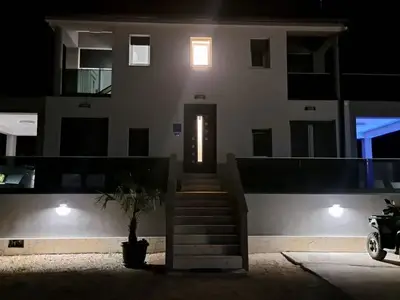 Ferienhaus für 17 Personen in Jasenice 2/10