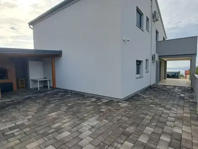 Ferienhaus für 17 Personen in Jasenice 3/10