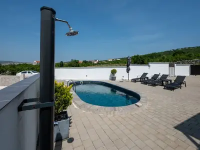 Ferienhaus für 6 Personen in Jasenice 10/10
