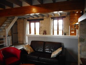 22445841-Ferienhaus-4-Jaulnay-300x225-5