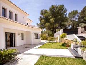 23868413-Ferienhaus-8-Jávea-300x225-4