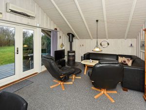 512612-Ferienhaus-8-Jegum-300x225-3