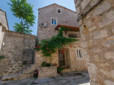 Ferienhaus für 4 Personen (90 m²) in Jelsa 2/10