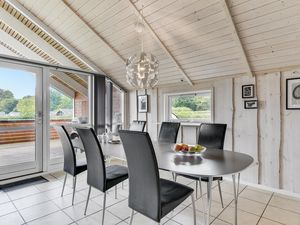 23822644-Ferienhaus-8-Juelsminde-300x225-5