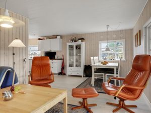 23758152-Ferienhaus-8-Juelsminde-300x225-3