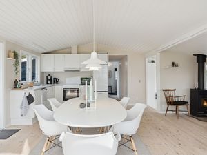 23952572-Ferienhaus-5-Juelsminde-300x225-4