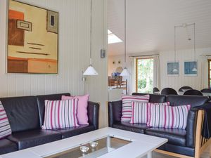 23724298-Ferienhaus-5-Juelsminde-300x225-1