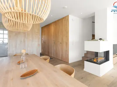 Kamin-/Ofen