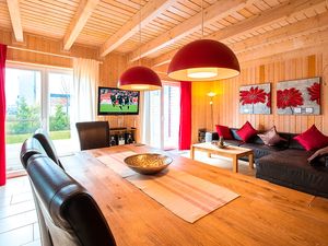 23948273-Ferienhaus-8-Juliusruh-300x225-1