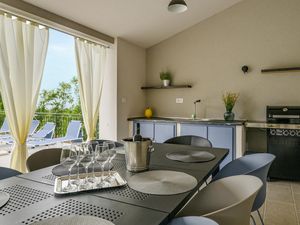 24043018-Ferienhaus-7-Jural-300x225-1