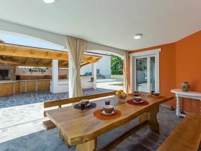 Ferienhaus für 8 Personen (197 m²) in Kaldanija 9/10