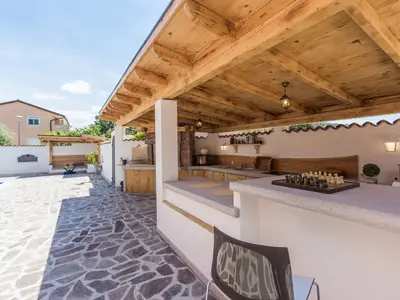 Ferienhaus für 8 Personen (197 m²) in Kaldanija 10/10