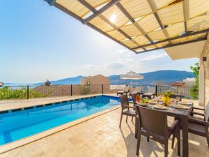 23976522-Ferienhaus-8-Kalkan-300x225-1