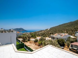 23835018-Ferienhaus-6-Kalkan-300x225-2