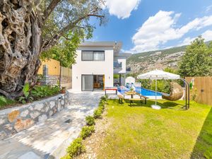 23952211-Ferienhaus-4-Kalkan-300x225-3