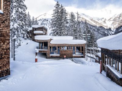 Außenseite Ferienhaus [Winter]