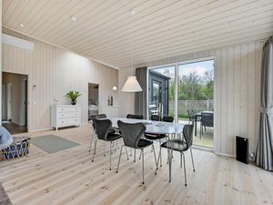 23752345-Ferienhaus-6-Kalundborg-300x225-4