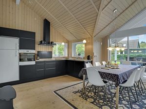 23757232-Ferienhaus-4-Kalundborg-300x225-4