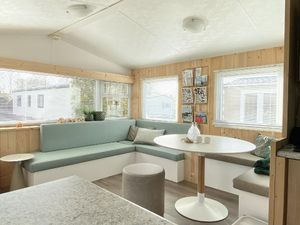 24023812-Ferienhaus-6-Kamperland-300x225-3