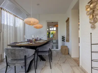 DiningRoom