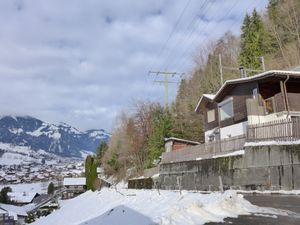 23853703-Ferienhaus-6-Kandergrund-300x225-1