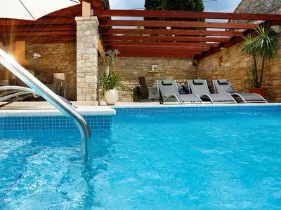 pool