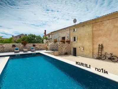 pool
