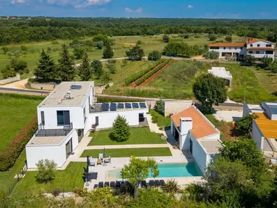Ferienhaus für 10 Personen (280 m²) in Krmed 1/10