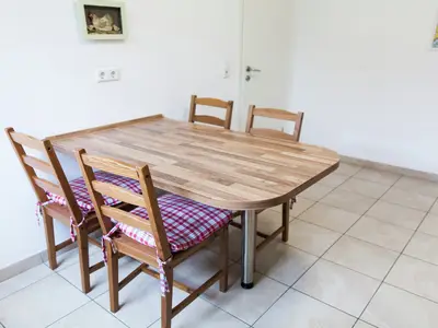 DiningRoom
