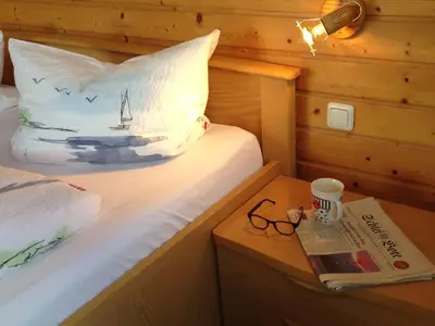 gemütlches Schlafzimmer unter dem Dach